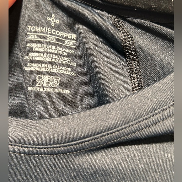 Tommie Copper Full Back support compression shirt - Picture 4 of 9